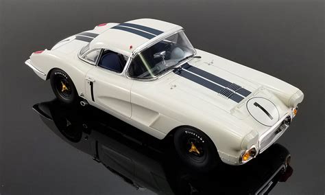 #1 Cunningham 1960 Chevrolet Corvette 1:18 Diecast – Fast Lane Classic Cars