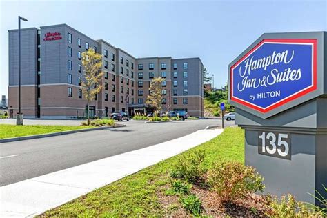 HAMPTON INN AND SUITES BOSTON/WALTHAM - Updated 2024 Prices & Hotel ...