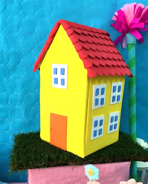 Peppa Pig House made with Eva Foam | Peppa pig house, Pig house, Peppa pig