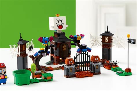 LEGO Super Mario 71377 King Boo and the Haunted Yard Expansion Set ...