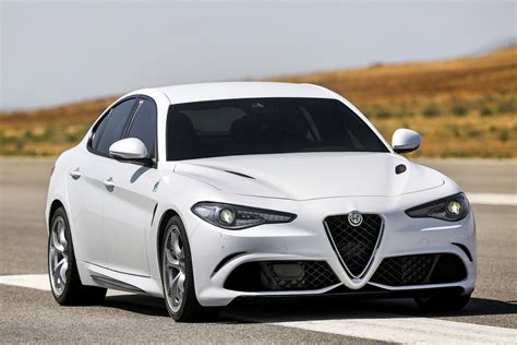 2016 Alfa Romeo Giulia Quadrifoglio Specs & Photos - autoevolution