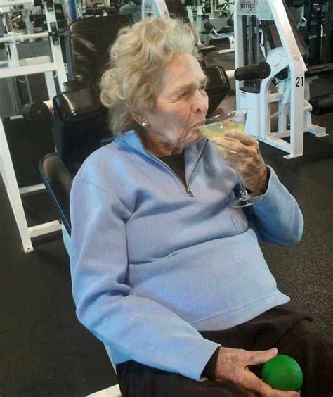 The 20 Funniest Gym Pictures Ever (GALLERY)