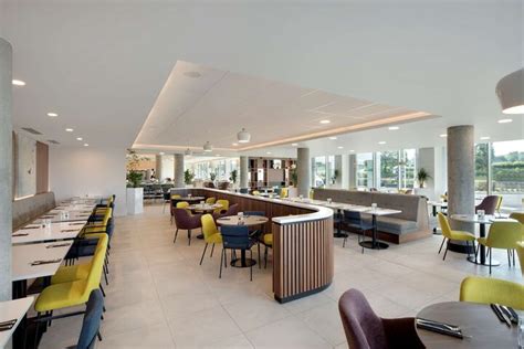 Hampton by Hilton London Stansted Airport Stansted | Bookonline.com