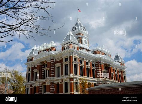 Johnson County Courthouse, Franklin, Indiana Stock Photo - Alamy