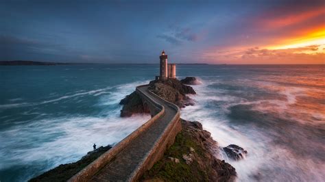 Tramonto sul faro di Petit Minou... - Secret World