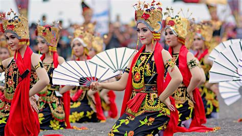 Banyuwangi Ethno Carnival Venue & Ticket - IdeTrips