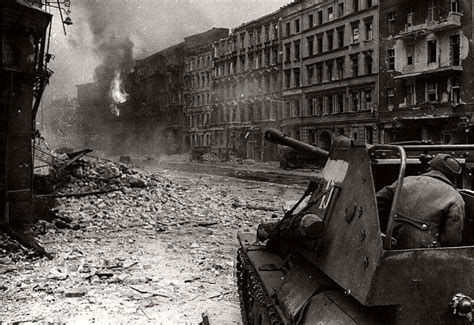 Vintage: historic photos of The Battle of Berlin (1945) | MONOVISIONS ...