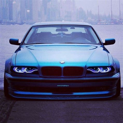 BMW E39 M5 blue widebody slammed | Bmw, Bmw e38, Bmw e39