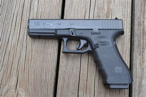 Glock 17 Gen 4 Wallpapers Images Photos Pictures Backgrounds