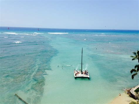 The Top 5 Must-Do Activities in Waikiki – Waves of Hawaii