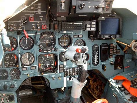 HI-TECH Automotive: Su-27 Cockpit