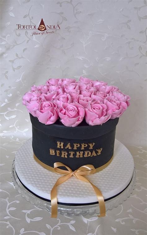 Birthday cake with roses | Sinh nhật, Bánh sinh nhật, Bánh kem đẹp