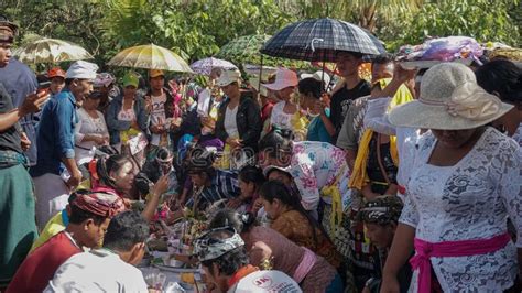 Ngaben Procession in Poso in 2018 Editorial Stock Photo - Image of ...