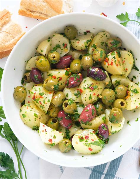 Potato Salad with Olives - The clever meal