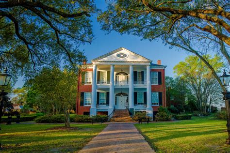 Antebellum Architecture: Characteristics of This American Style