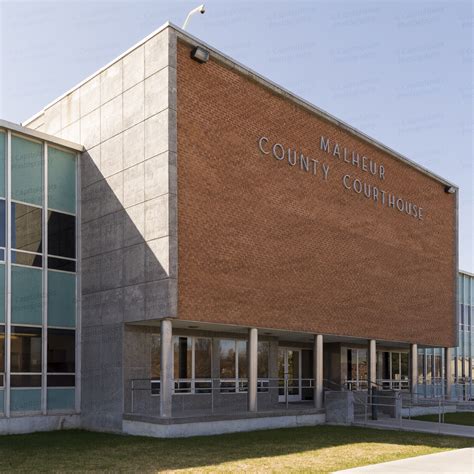 Malheur County Courthouse (Vale, Oregon) | Stock Images | Photos