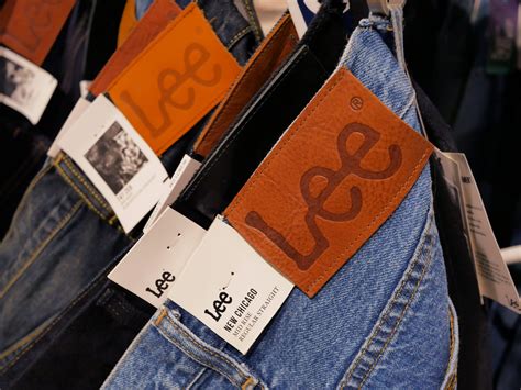 Lee Jeans unveils virtual store - Latest Retail Technology News From ...