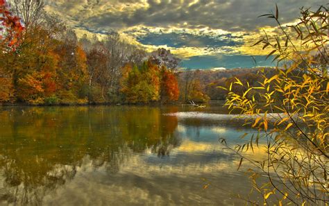 HDR Photo of City Lake, Cookeville, TN. This was done with 6 overlay ...