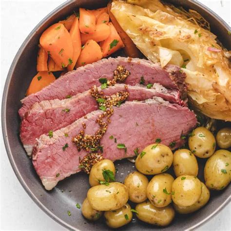 Corned Beef Brine Recipe (Everything you need to know) - The Frizzled Leek