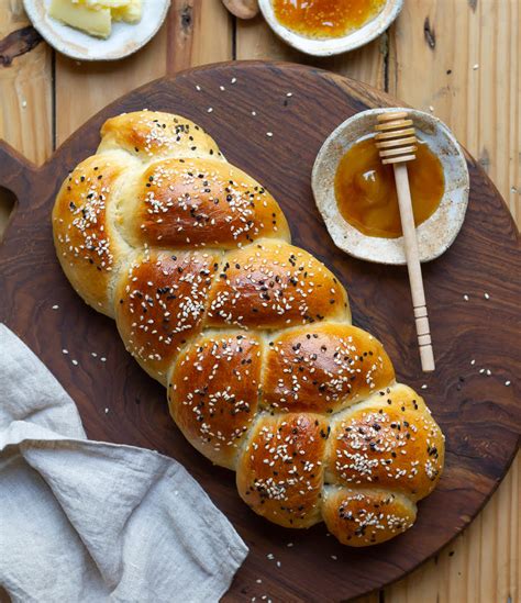 Easy Challah Bread - How To Make Challah Bread