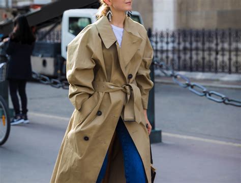 What to wear with a trench coat - Buy and Slay