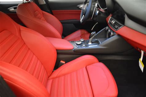 2018 Alfa Romeo Giulia Red Interior | Cabinets Matttroy