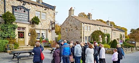 Emmerdale Tours 2018 | Filming Location Coach Trips | Door2Tour.com