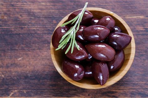 Tips For Using Kalamata Olives In Your Cooking | Blog | Flora Fine Foods