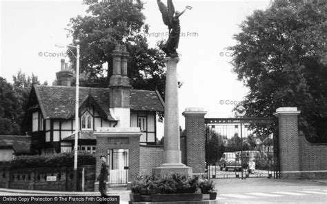 Photo of Uxbridge, RAF Memorial c.1960 - Francis Frith