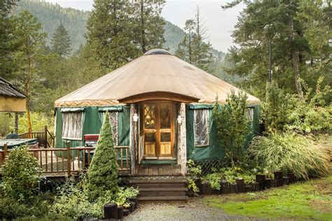 Yurts Camping Rentals | Luxury Yurt Glamping | Glamping Hub