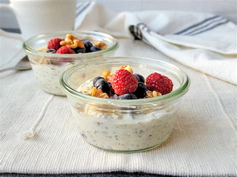 Bircher Muesli (Swiss Overnight Oatmeal) - Casual Foodist