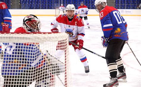 Vladimir Putin and Alexander Lukashenko took part in an ice hockey game ...