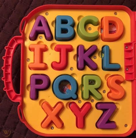 Elmo On The Go ABC Alphabet Letters Red Carrying Case Sesame Street ...