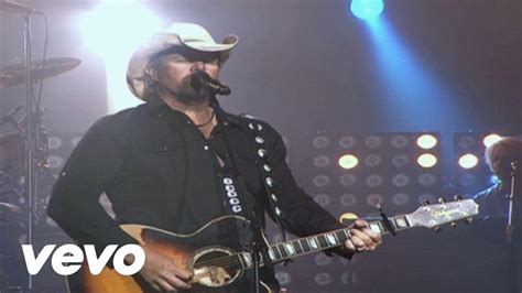 Made In America Lyrics - Toby Keith | Country Music