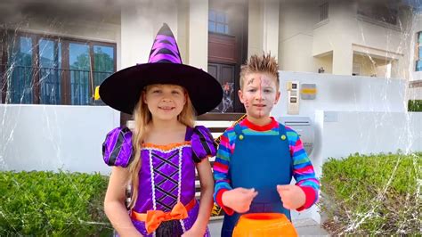 Diana and Roma Trick or Treat Halloween Adventure! | Halloween ...