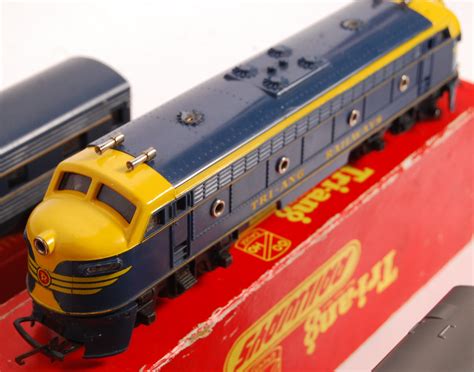 An original vintage Triang Railways made model railway train set ...