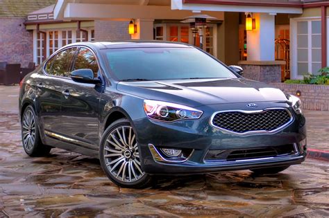 Used 2016 Kia Cadenza for sale - Pricing & Features | Edmunds