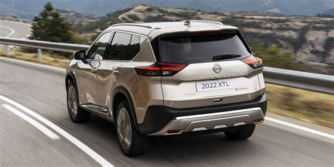 2023 Nissan X-Trail Hybrid Makes Debut With Changes Inside & Out