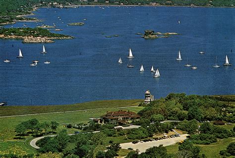 Hammersmith Farm, Newport, Rhode Island - Jackie's childhood home ...