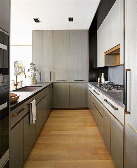 The Best Small Kitchen Design Ideas for Your Tiny Space | Holmes | St ...