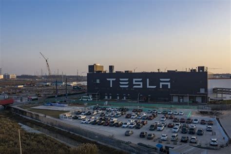 Tesla plans new factory in Shanghai that would double China production ...