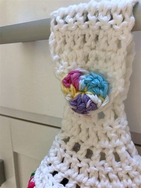 Beginner Crochet Towel Topper Tutorial | Crochet topper, Crochet towel ...