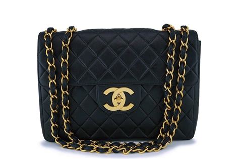 Chanel Black Vintage Lambskin Jumbo Classic Flap Bag 24k GHW – Boutique ...