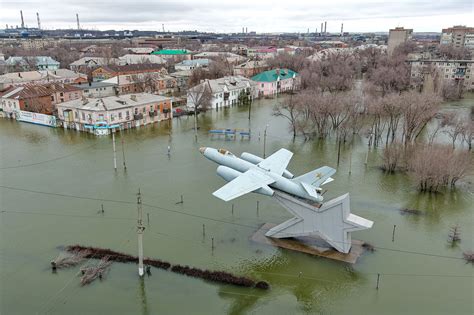 Russian city of Orenburg expects flood wave to peak | Ghana News Agency