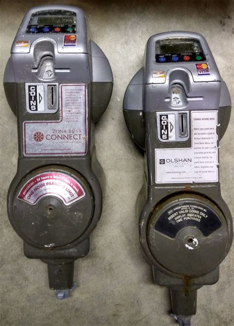 Electronic Parking Meter - RECESSIM