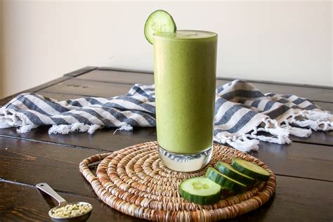 Cucumber Melon Smoothie with Ginger and Hemp Seeds - Daily Ciabatta