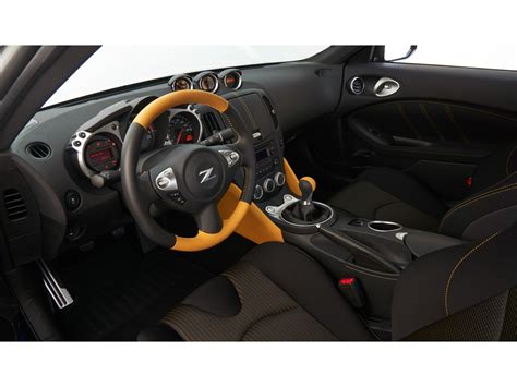 2020 Nissan 370Z: 73 Interior Photos | U.S. News