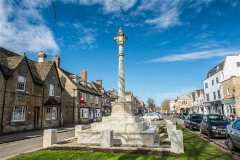 Witney, Oxfordshire | Historic Oxfordshire Guide