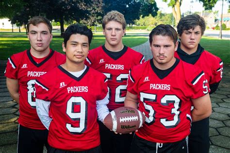 Fremont football putting onus on players, fostering mental toughness ...