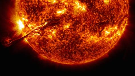 4K NASA video lets you see the sun in a new light | PBS News